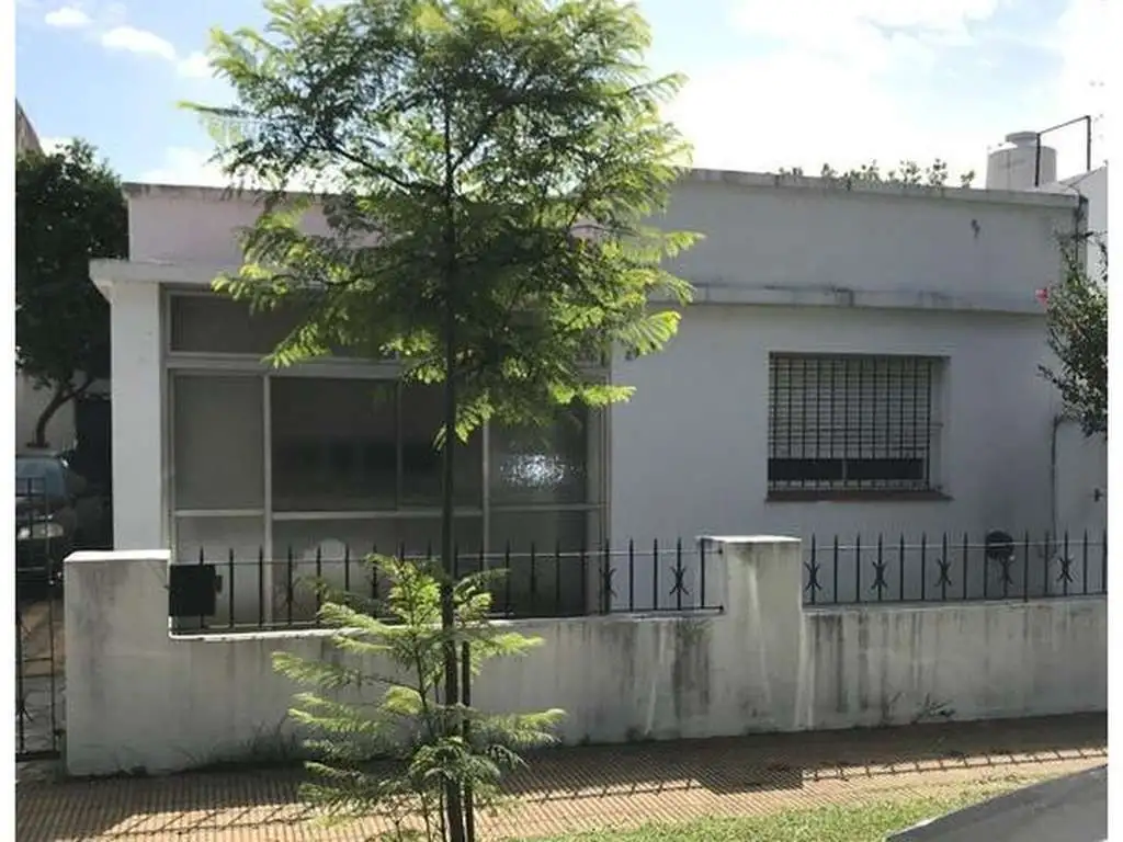 CASA EN LOTE PROPIO DE 10 X 23, EXCELENTE ACCESO, POSIBILIDAD DE AMPLIACIÓN