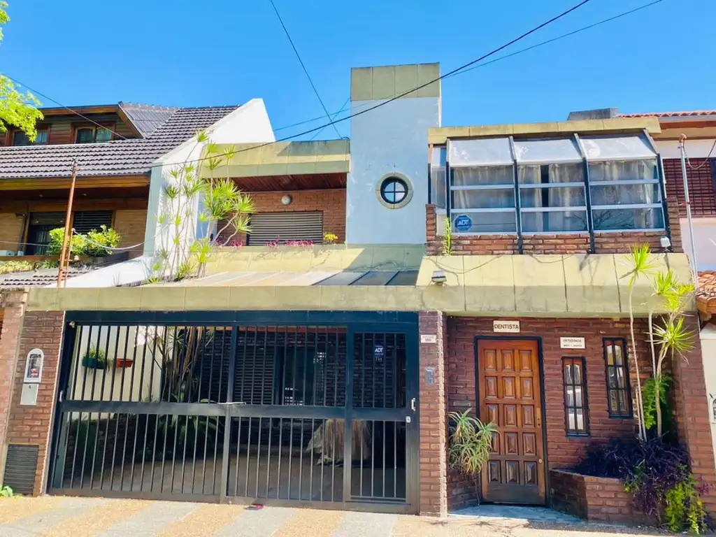 Oportunidad Casa de 8.66 x 27.77 - Zona colegio Agustiniano -