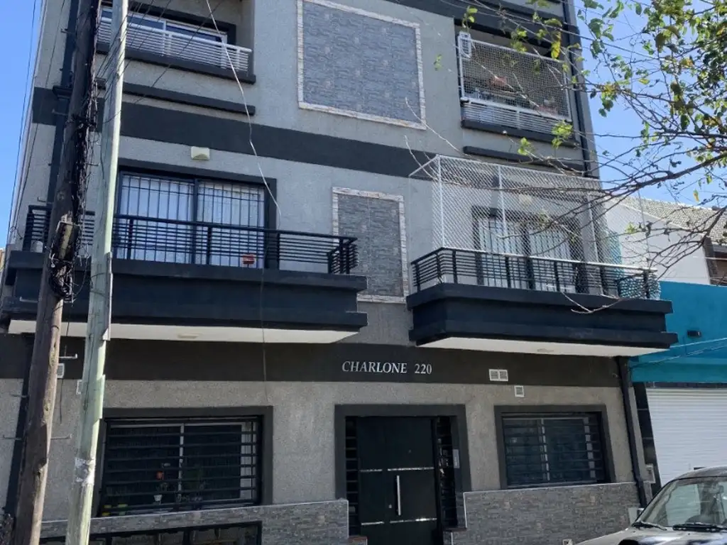 DPTO 3 AMB. EN DUPLEX AL FRENTE 50% EFVO Y RESTO FINANCIACION