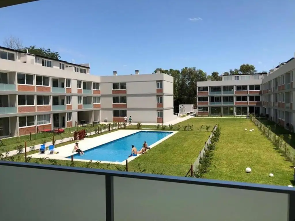 Divino departamento en venta en Villa los Remeros, 125.000US