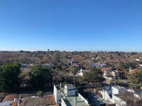 TORRE VENTANA, TRES AMBIENTES EN ALQUILER EN ´PISO 10 CON COCHERA