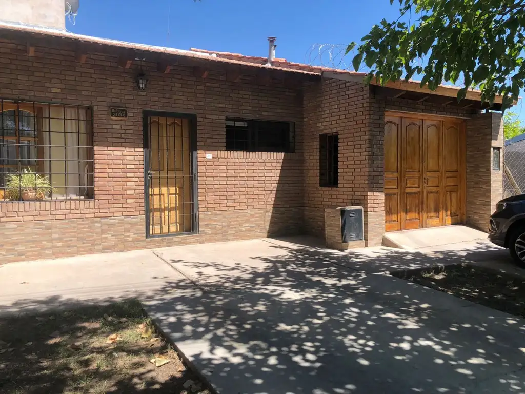 Casa - Venta - Argentina, Maipú - BALCARCE 3000