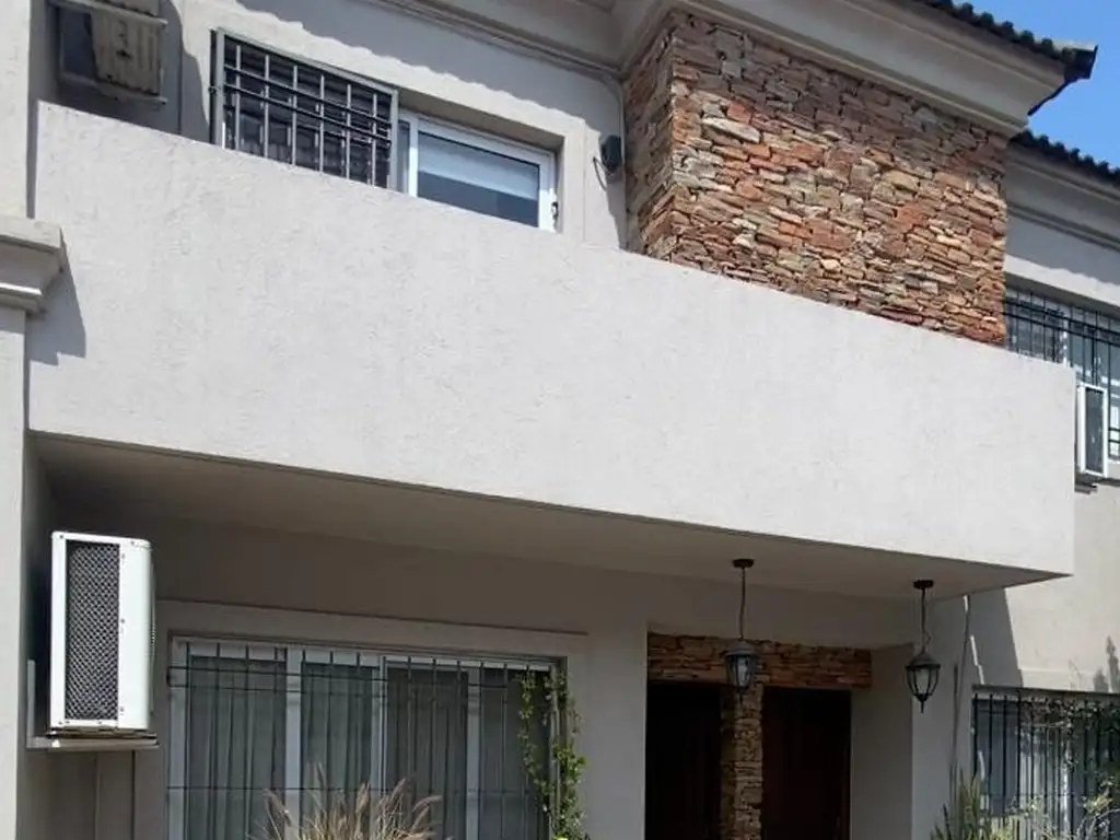 Duplex a la venta en Ituzaingo Norte.