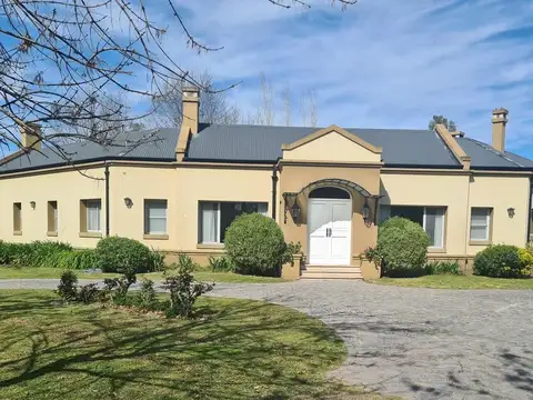 Hermosa Casa  en Las Chacras de Open Door Luján, G.B.A. Zona Oeste, Argentina