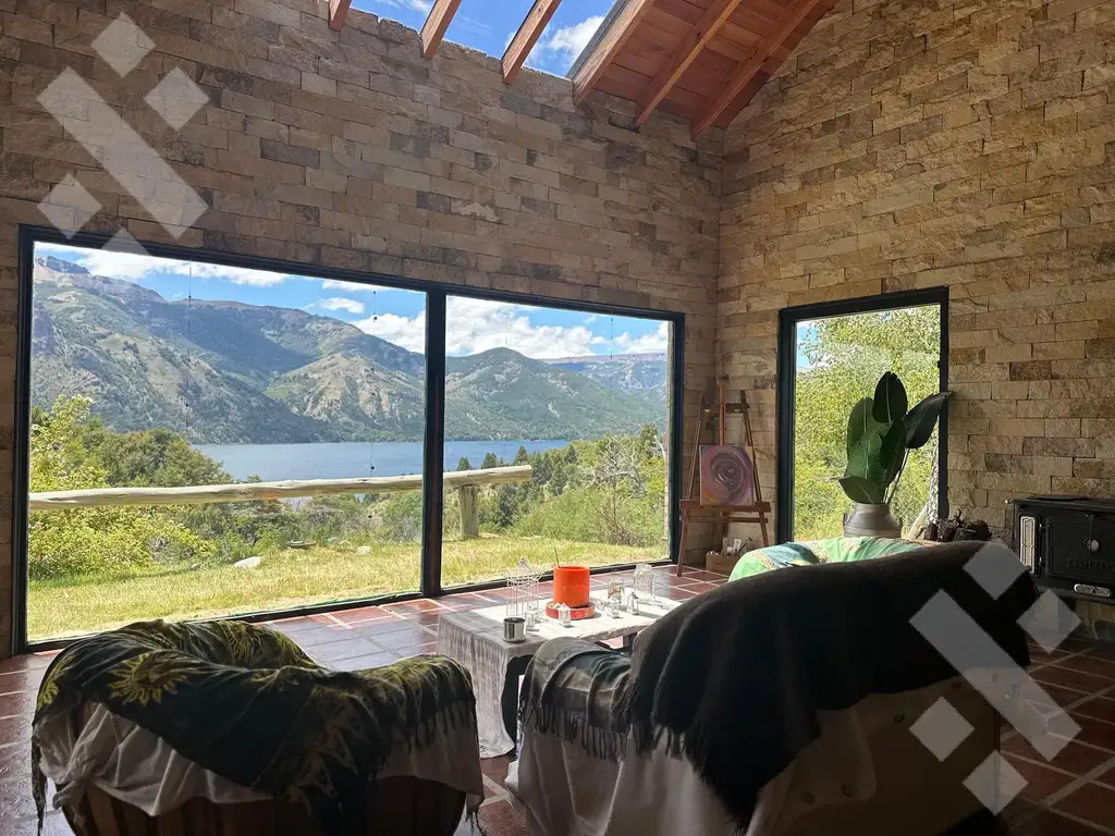 VENTA CASA CON VISTA AL LAGO, MELIQUINA