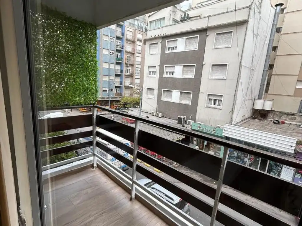 DEPARTAMENTO 2 AMBIENTES AL FRENTE CON BALCON