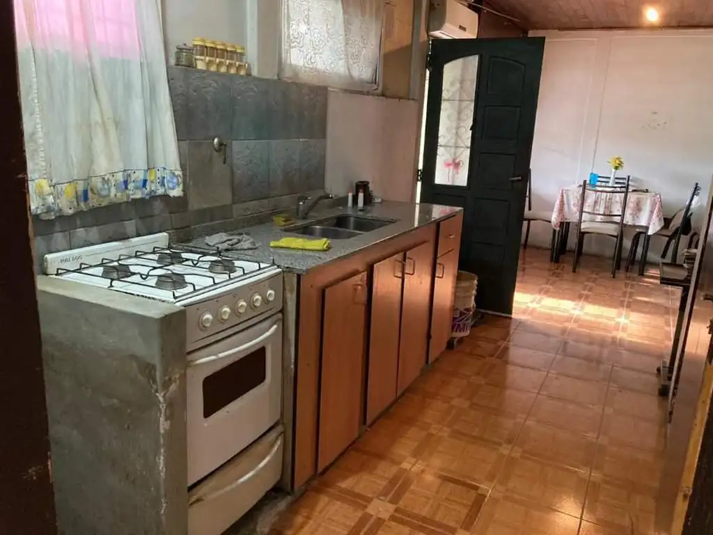 Casa PH en venta en Ezpeleta Oeste