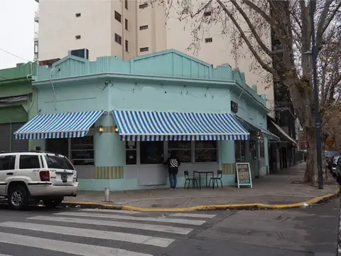 Pizzeria en Venta en Flores