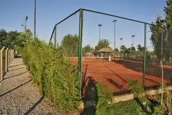 Actividades deportivas tenis en Aires del Llano Country Club en Santa Fe, Santa Fe