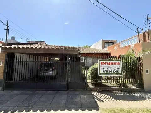 Casa 3 ambientes en PH con entrada independiente