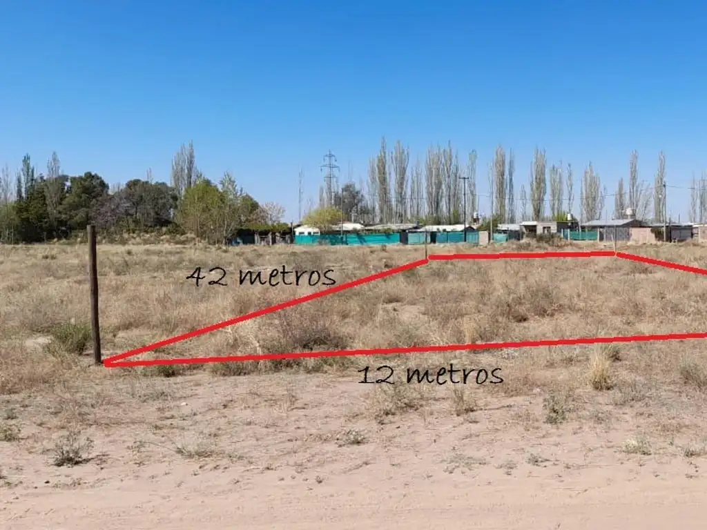 VENDO LOTE ZONA LAS COMPUERTAS LUJAN, a 200 MTS. RUTA 82.