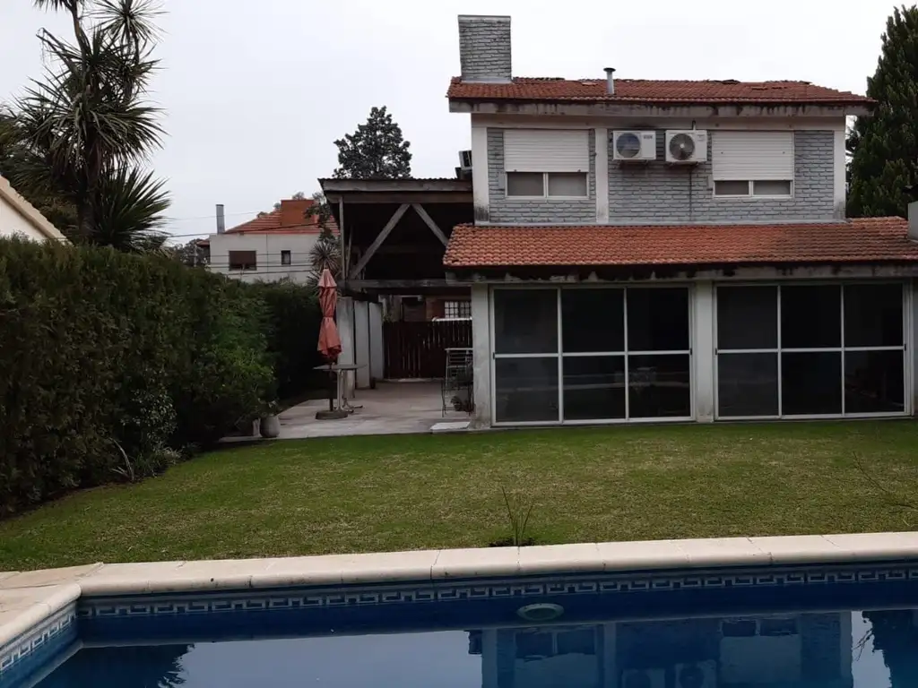 Casa en  Venta Country privado Loma verde