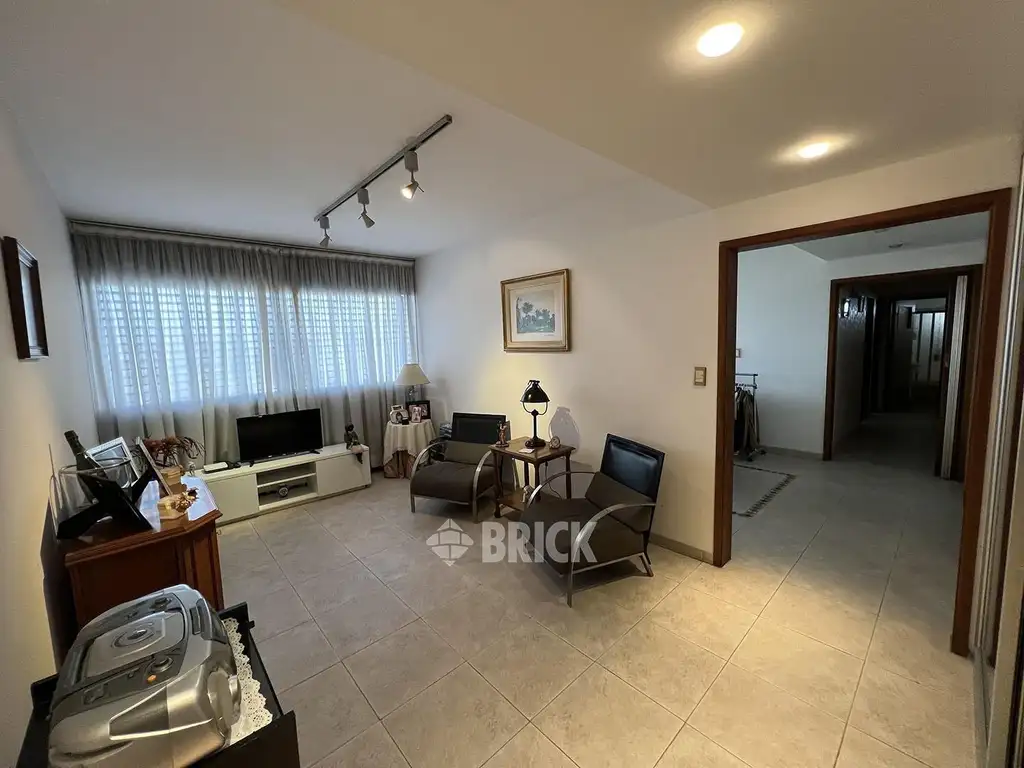 BOLIVIA Y AV. AVELLANEDA - 83 M2 IMPECABLE VISTA ABIERTA TODO SOL COCINA COMEDOR