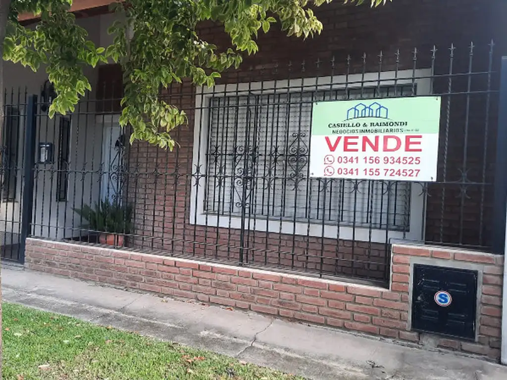 VENTA CASA 3 DORMITORIOS FISHERTON