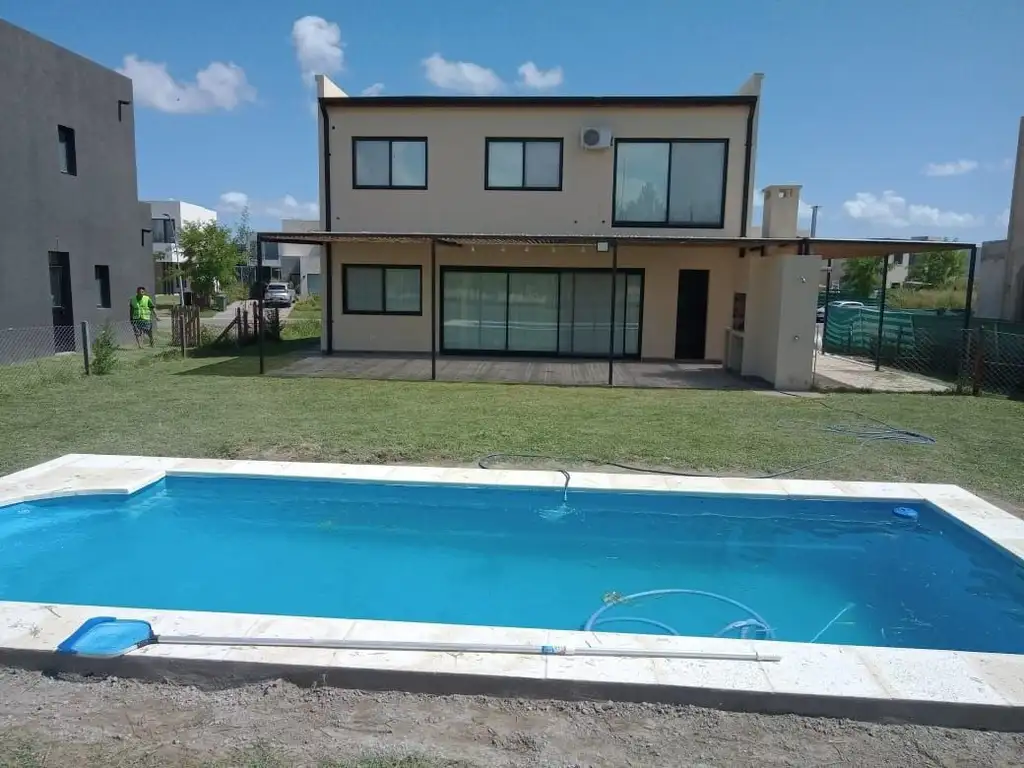 VENTA DE CASA EN PUERTOS ACACIAS - ESCOBAR