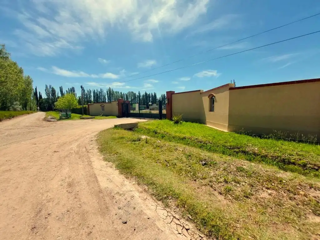 Terreno 1.600m2 en La Escondida , Barrio Cerrado Cipolletti