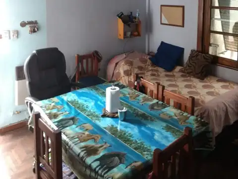 DEPTO 2 AMB 3ER PISO POR ESCALERA CON TERRAZA DE USO COMUN A MTS DE CABA - Foto 0