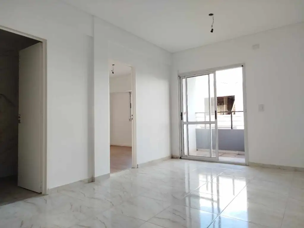 VENTA DEPTO 2 AMB A ESTRENAR EN LANUS ESTE