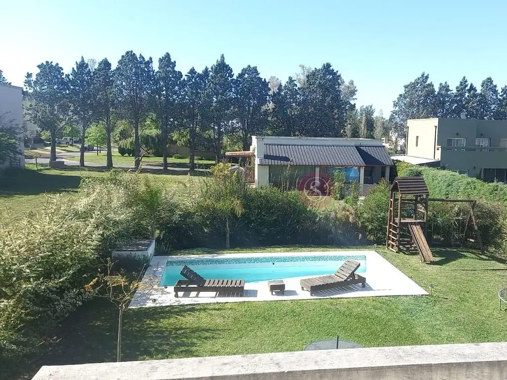 Casa en Alquiler en Barrio Santa Guadalupe, Pilar Del Este