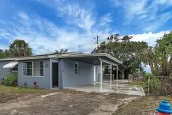 Casa en venta - 4 Dormitorios 2 Baños 1 Cochera - 558Mts2 - Riviera Beach, Florida
