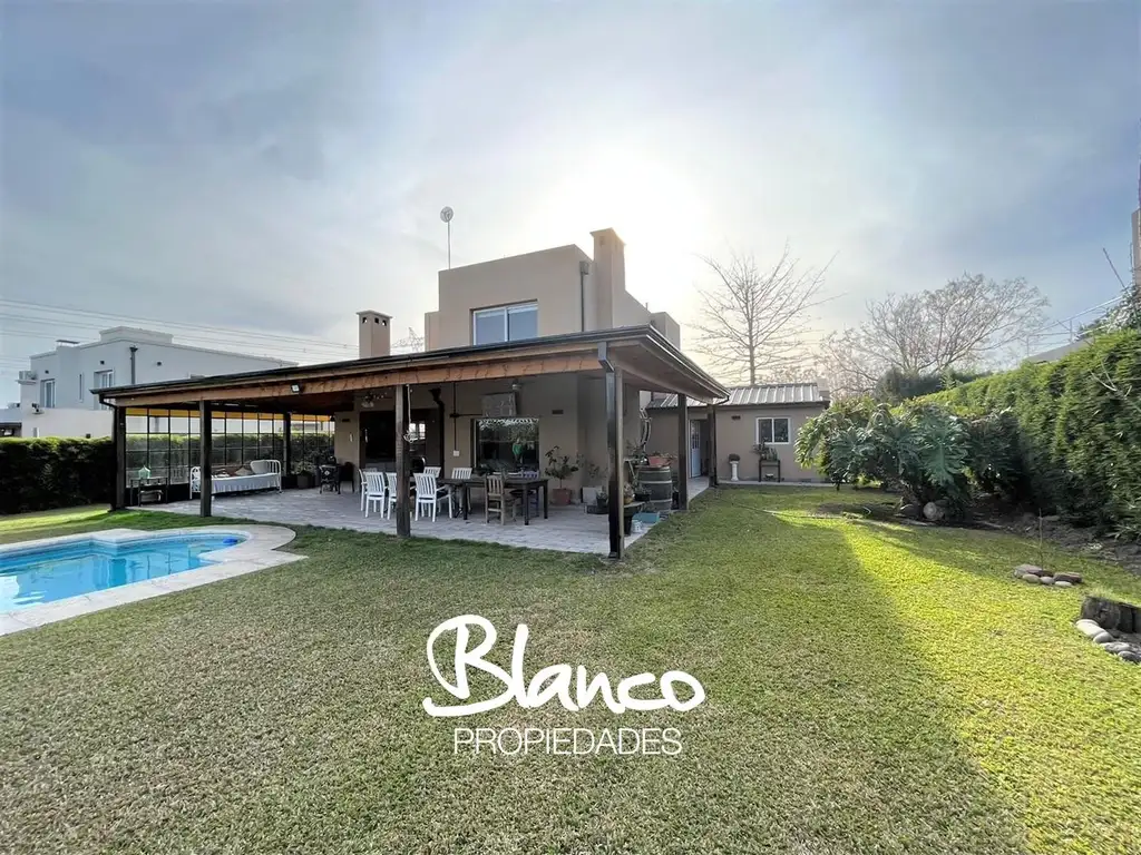 Casa  en Venta en Altos de Manzanares, Pilar, G.B.A. Zona Norte