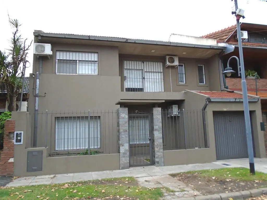 VENTA CASA 6 AMBIENTES EN OLIVOS