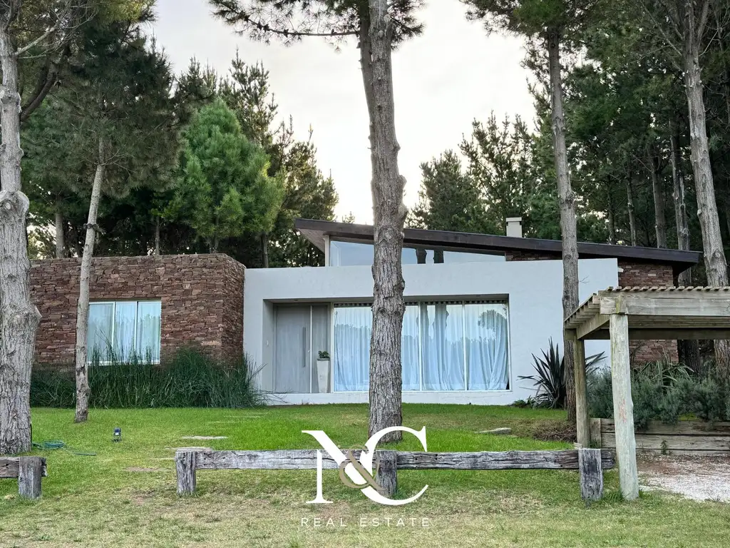 Casa en venta en Costa Esmeralda con Gas Natural