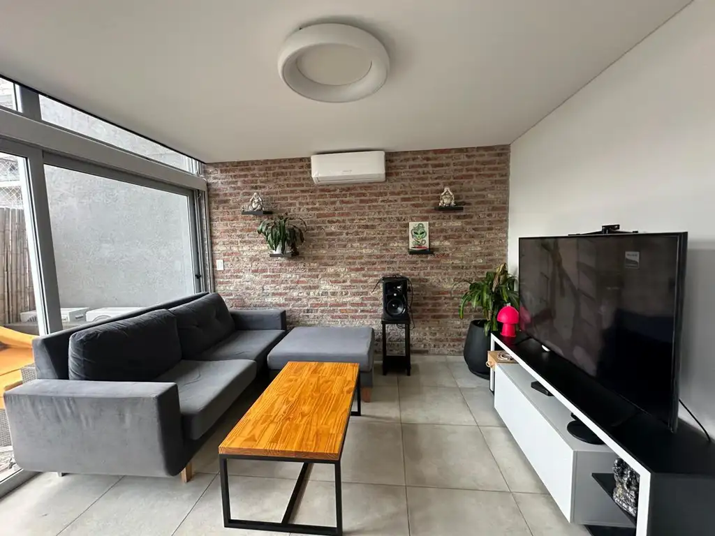 VENTA DEPTO 3 AMB. EN DUPLEX CON COCHERA BANFIELD