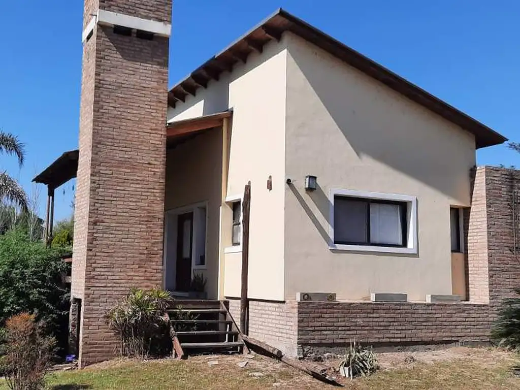 Casa en Alquiler 2 dormitorios en Solares del Carcaraña