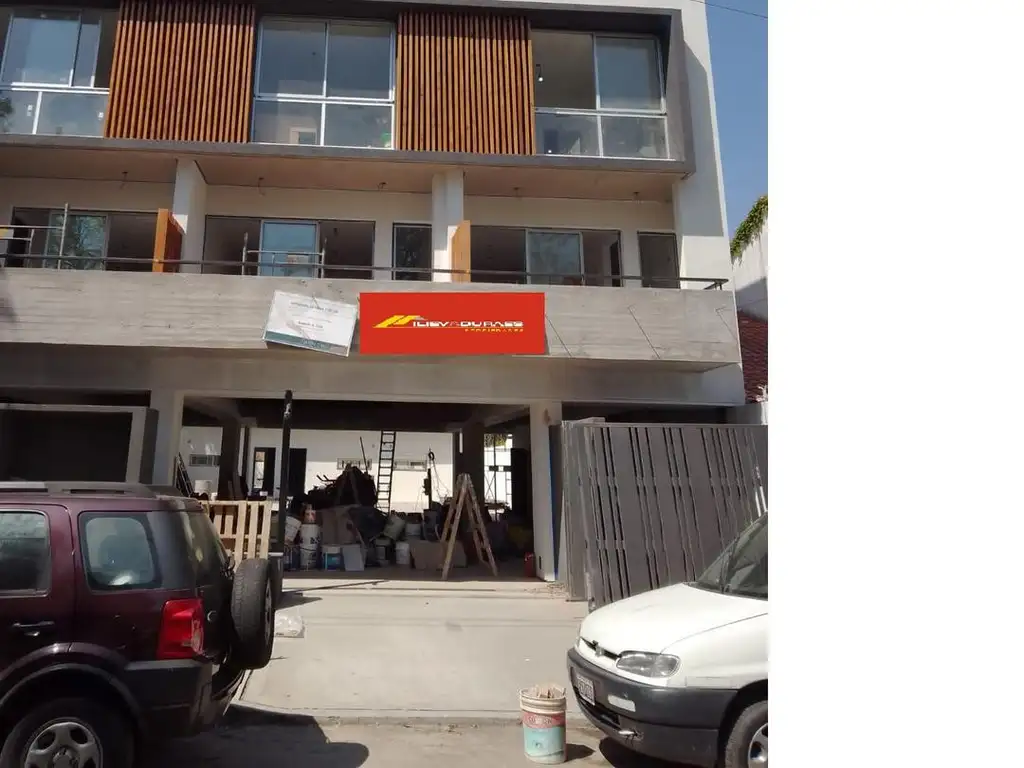 Duplex a estrenar 5 ambientes con terraza y cochera