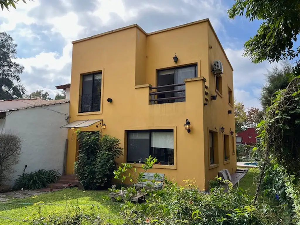 Hermosa Casa en Barrio Cerrado Villa Los Horneros