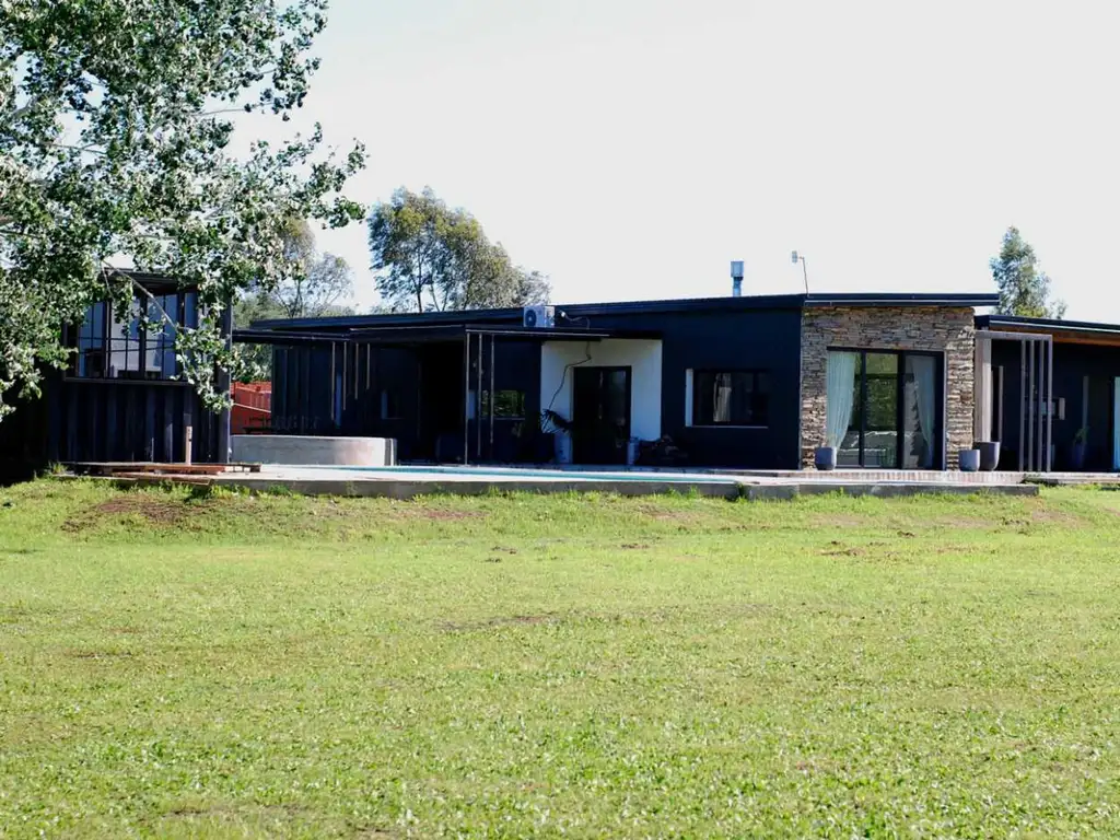 VENTA CASA EN LAGUNA VITEL - CHASCOMUS