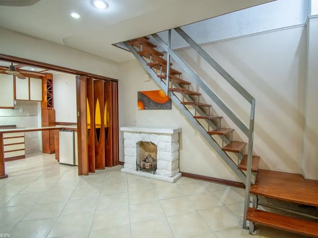 Casa de pasillo único PH en Venta  Barrio Matheu