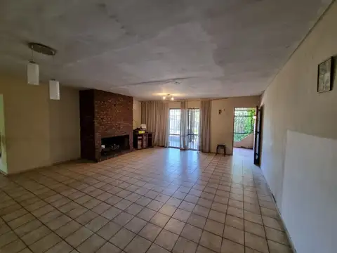 CASA EN VENTA TIGRE ZONA PASEO VICTORICA LA ISLA