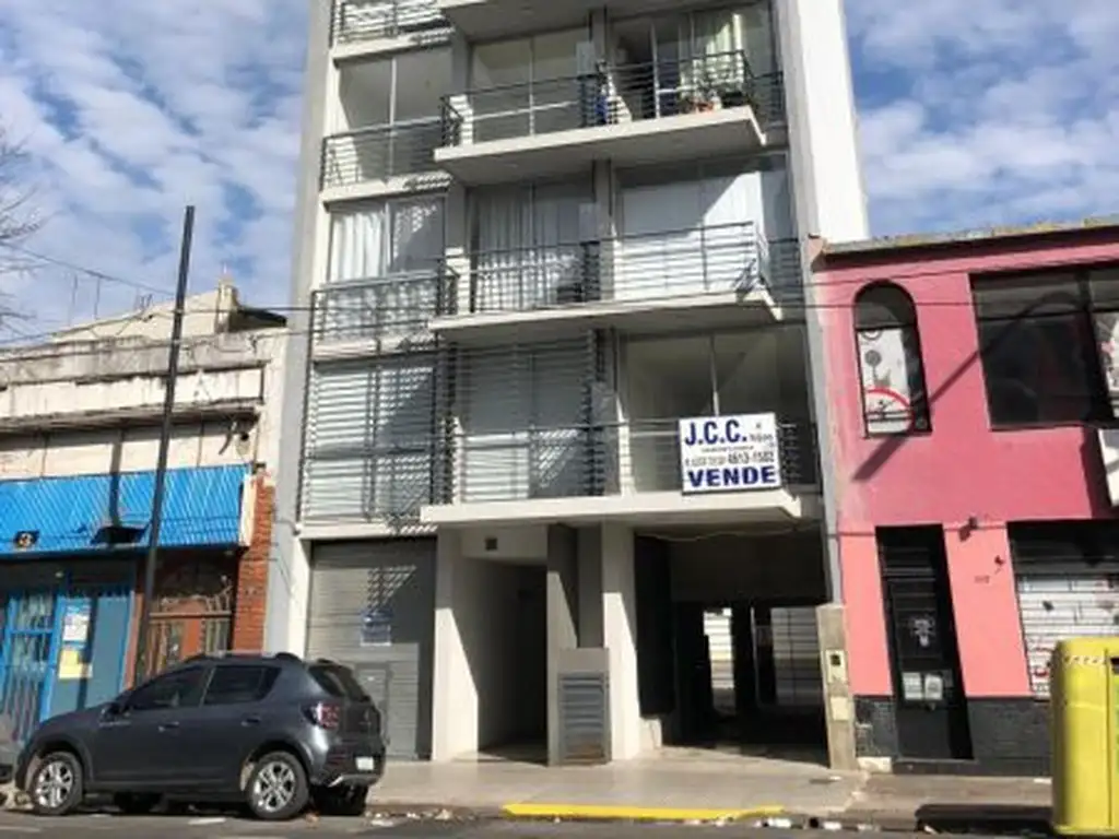 Departamento - Venta - Argentina, Capital Federal - Lacarra  300