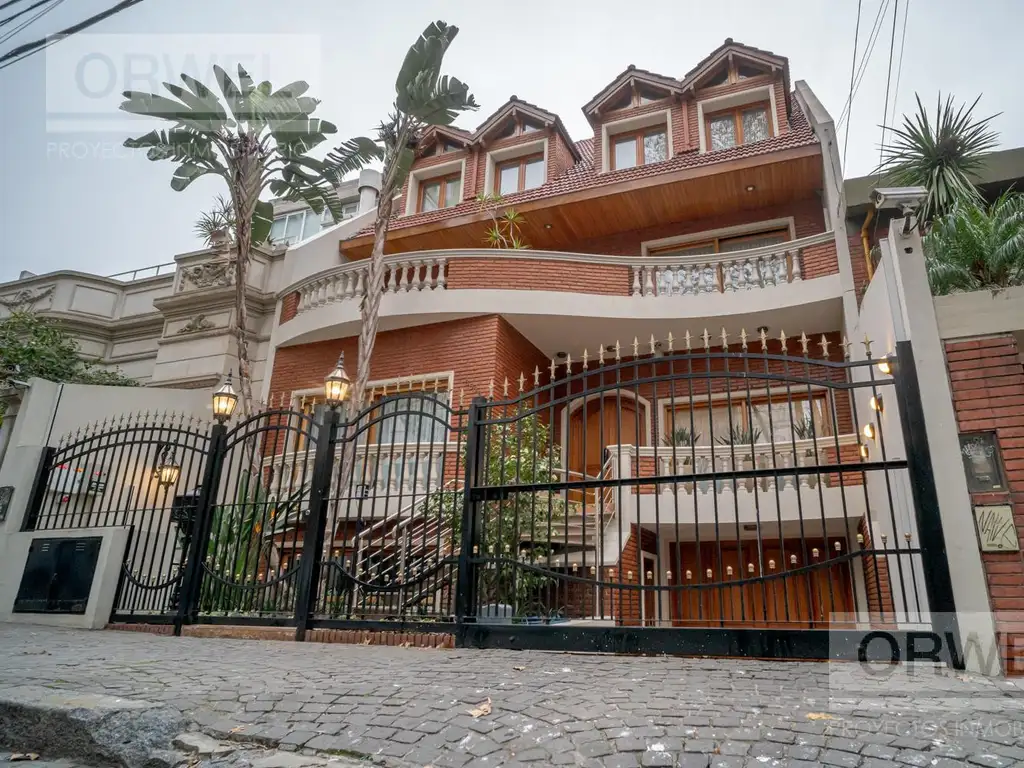 La mejor casa de Nuñez en VENTA! Hay que verla para entenderla! alucinante.