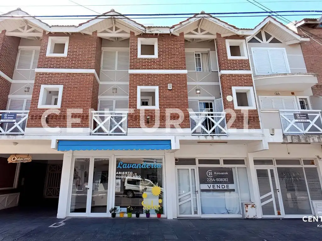 Triplex de 3 ambientes en Venta - La Lucila del Mar, La Cost