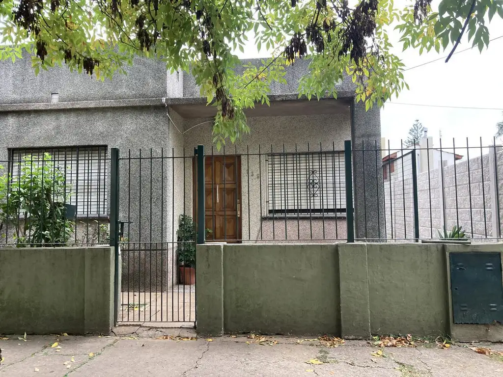 Casa en Esc.-Centro