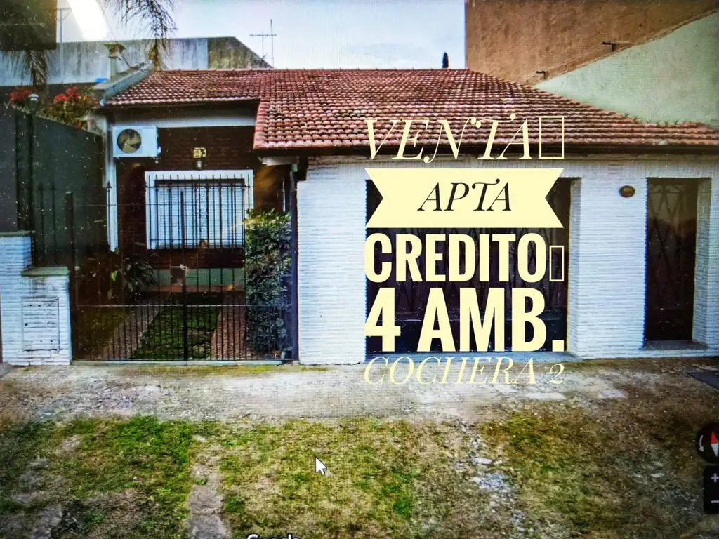 CASA 3 AMBIENTES CON ENTRADA DE AUTO Y COCHERA CUBIERTA - PATIO Y TERRAZA