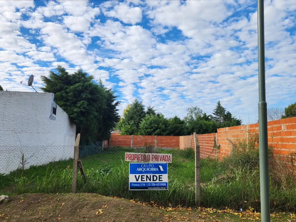 Lote B Yaguaron a pocas cuadras del paseo costanero