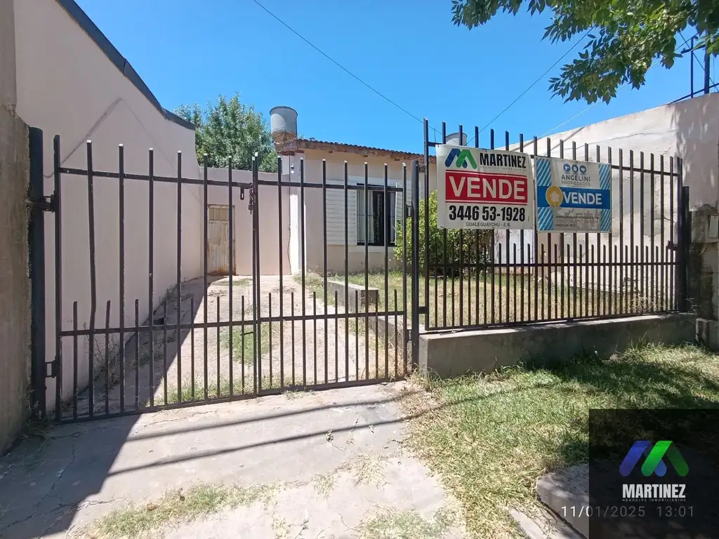 Casa en venta de 2 dormitorios c/ cochera en Gualeguaychú