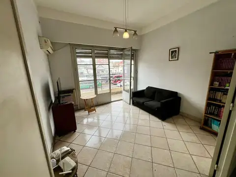 Departamento 4 ambientes en venta en Lanus Oeste