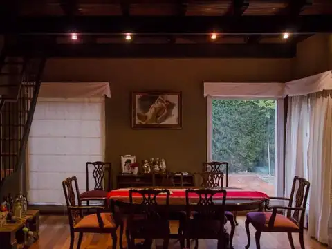 Casa en Venta - 4 dormitorios - USD 360.000