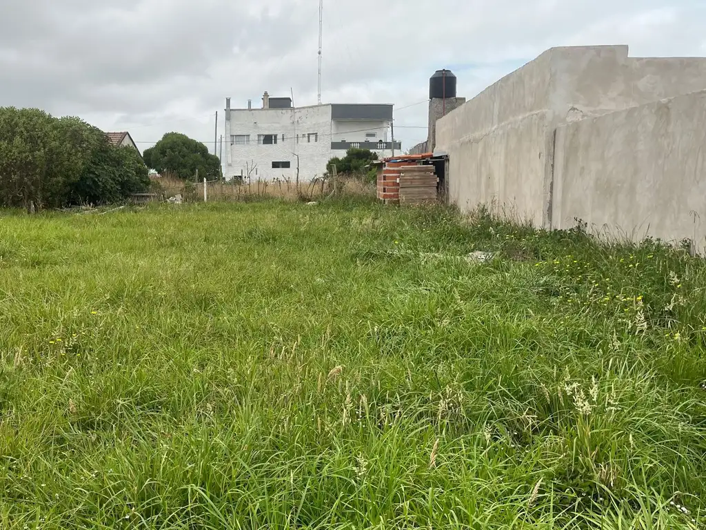 VENTA LOTE - TERRENO PLAYA DORADA A METROS DEL MAR