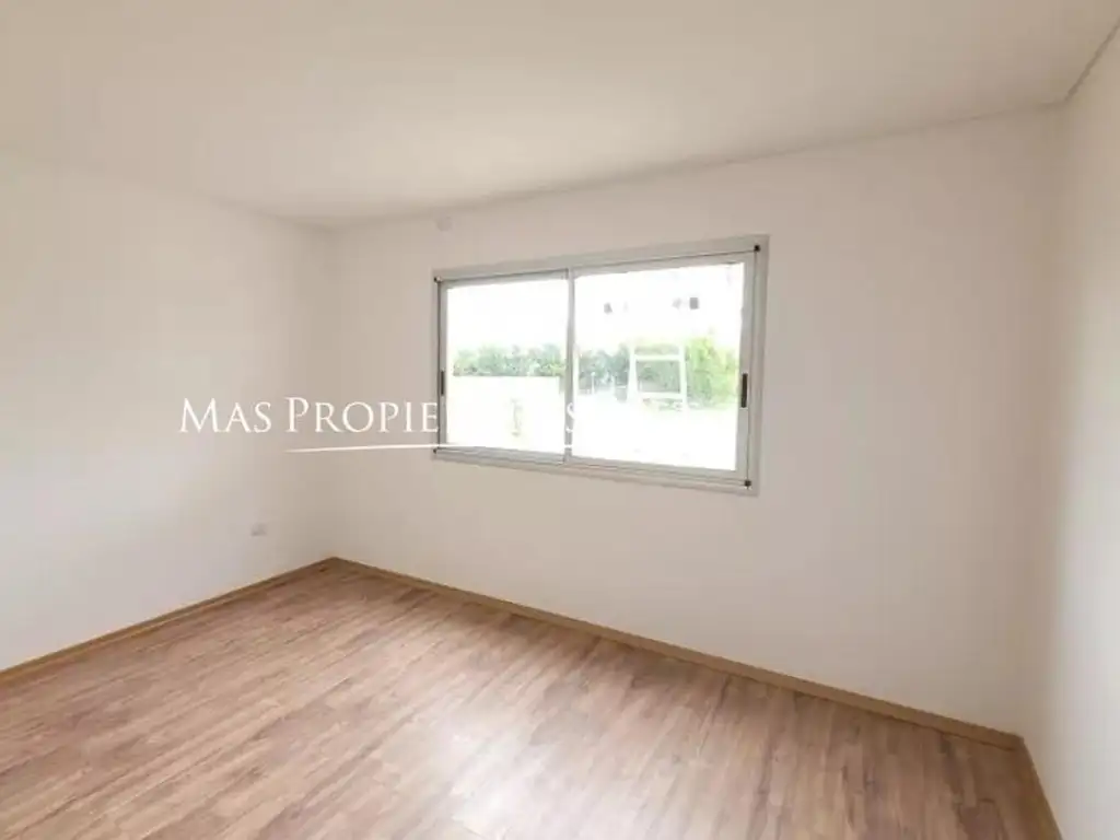 Casa en venta en Canning Barrio Santa Rita