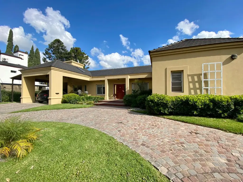 Casa Venta 5 ambientes, 155m2, Club Privado Loma Verde 0 piso 201, Club