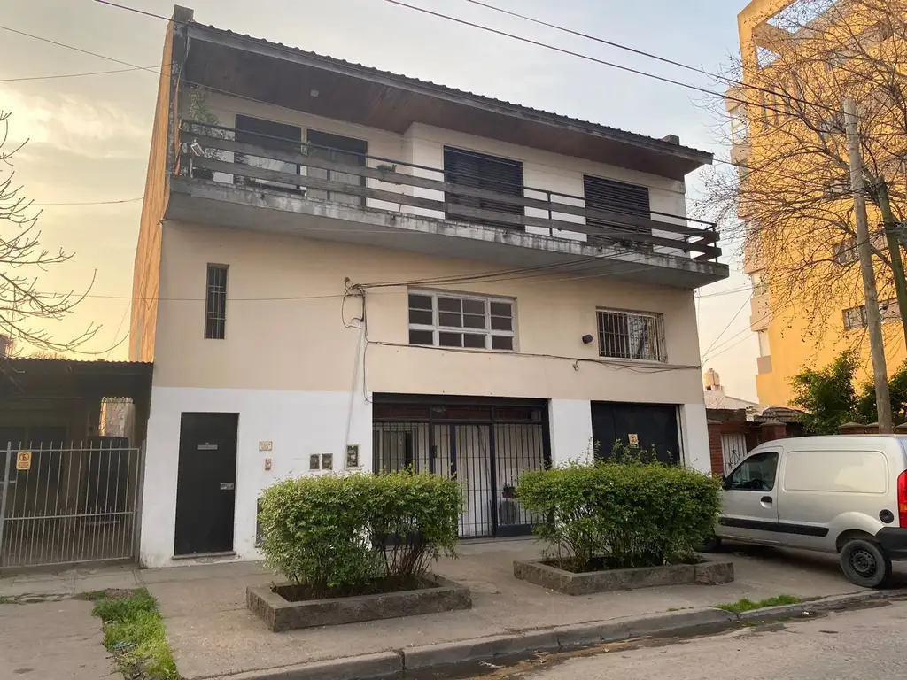 Casa en venta de 3 dormitorios en Belén de Escobar