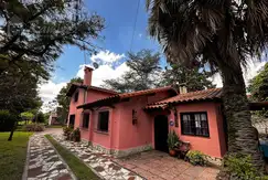 Casa Quinta 2 Propiedades Pileta, Lote 4500 m2, Ideal Inversor - Ituzaingo Norte