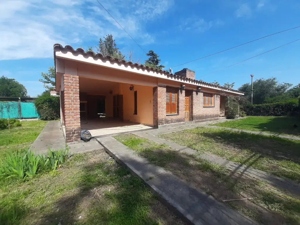 Casa a la venta en Cosquin. (C338)