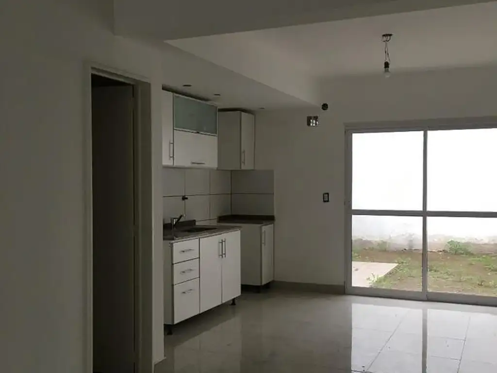 Departamento en venta - 2 dormitorios 2 baños - 66mts2 - Banfield